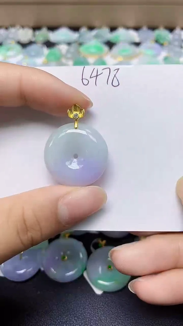 翡翠未镶嵌颈饰 天然缅甸翡翠A货