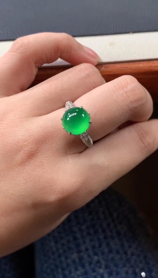 18K金镶嵌戒指翡翠M***yA623|69800