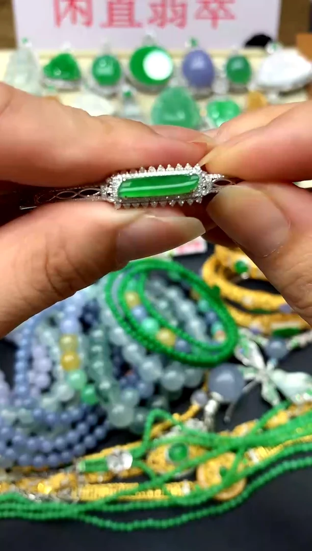 翡翠手镯18K金镶嵌596-中国好珍宝