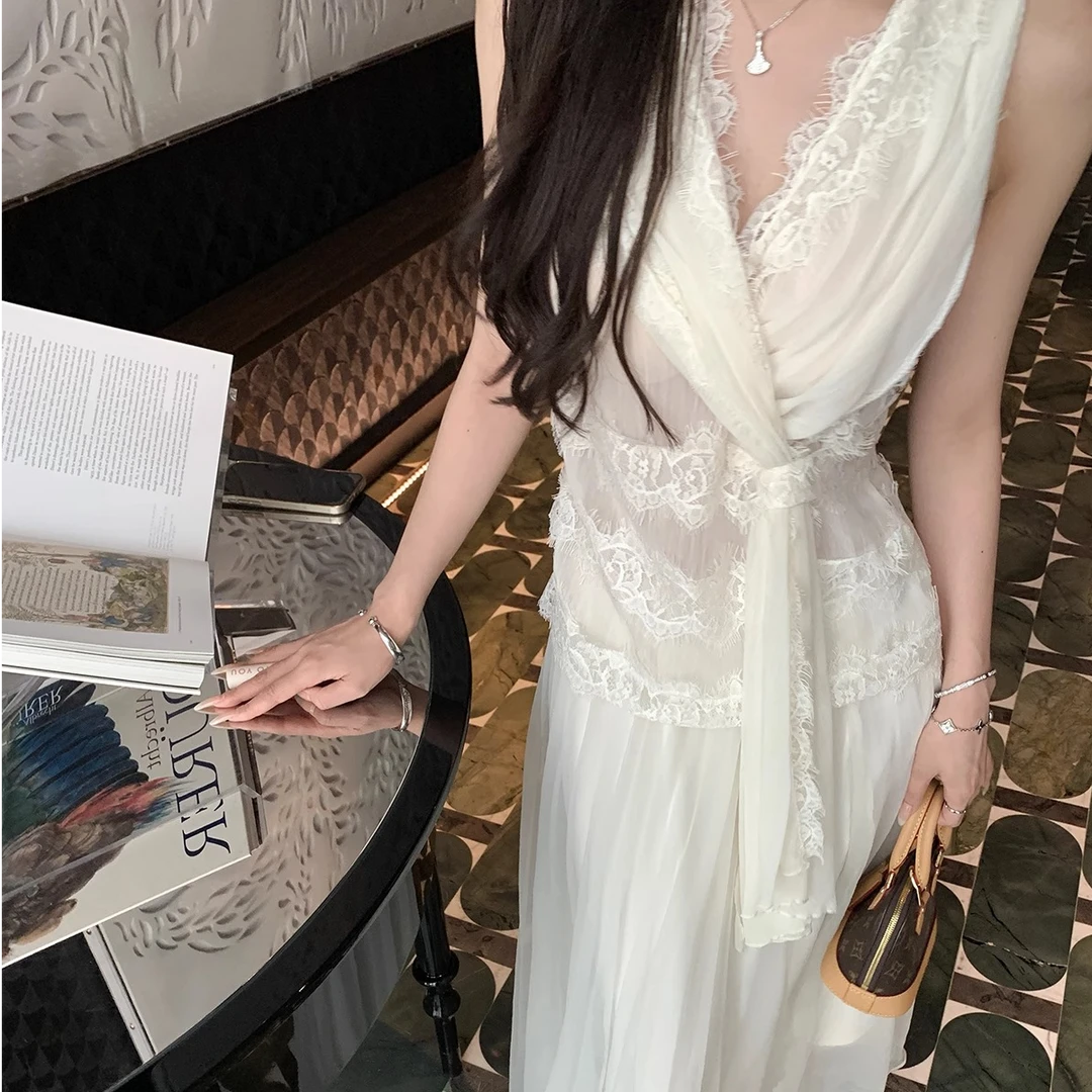 蕾丝拼接花边无袖背心吊带绑带收腰上衣女夏季高腰网纱半身裙套装
