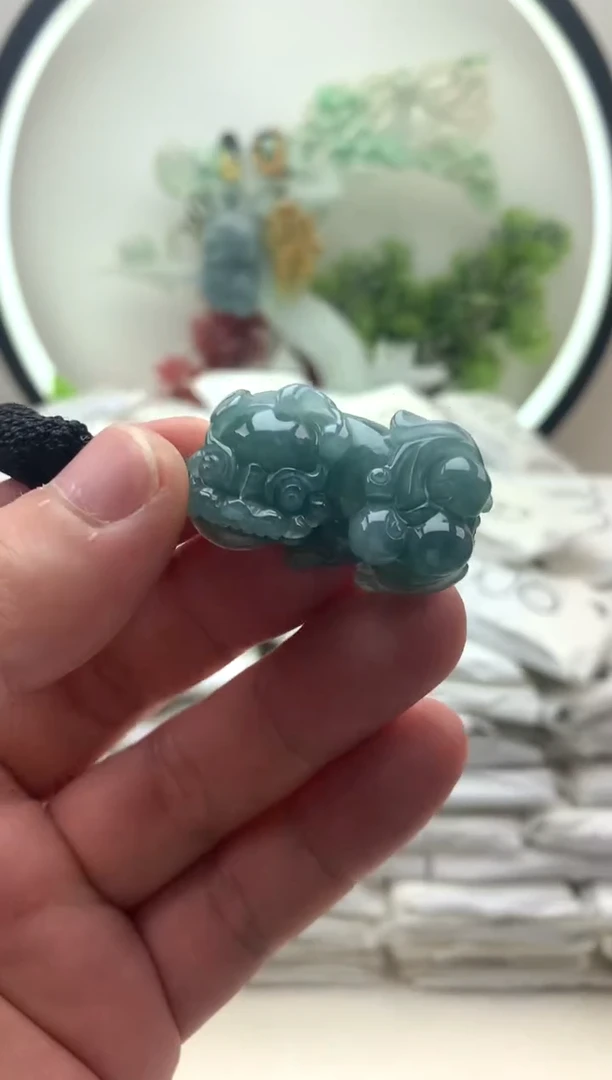 颈饰未镶嵌翡翠貔貅【福利款】