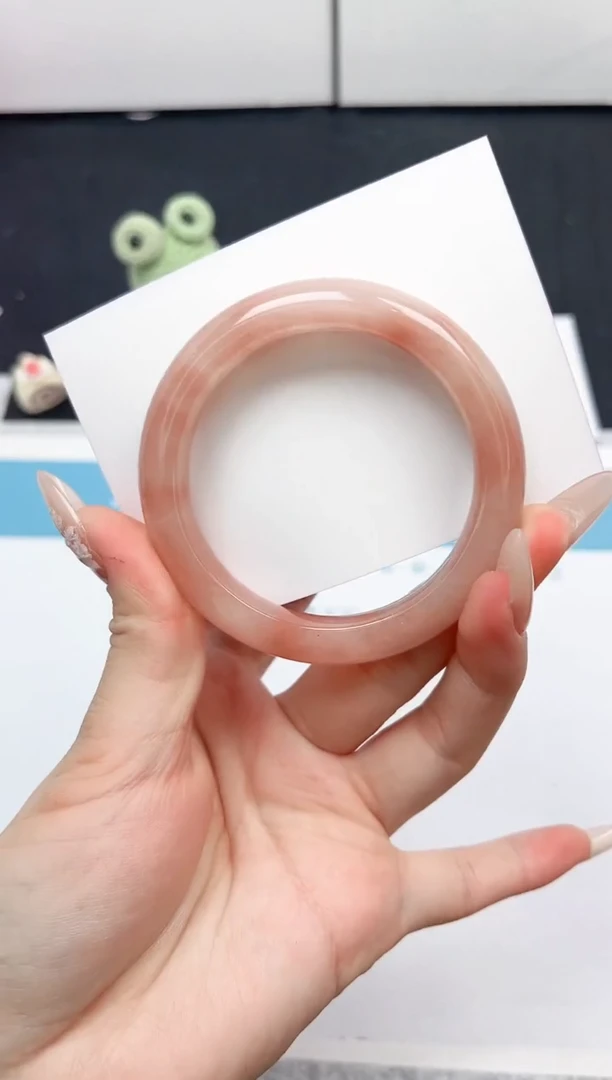 【闪购商品】石英质玉手镯未镶嵌241-55.4