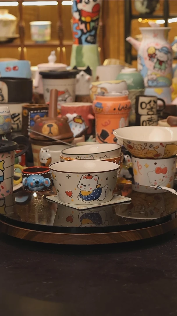 景德镇釉下彩绘设计师款式陶瓷