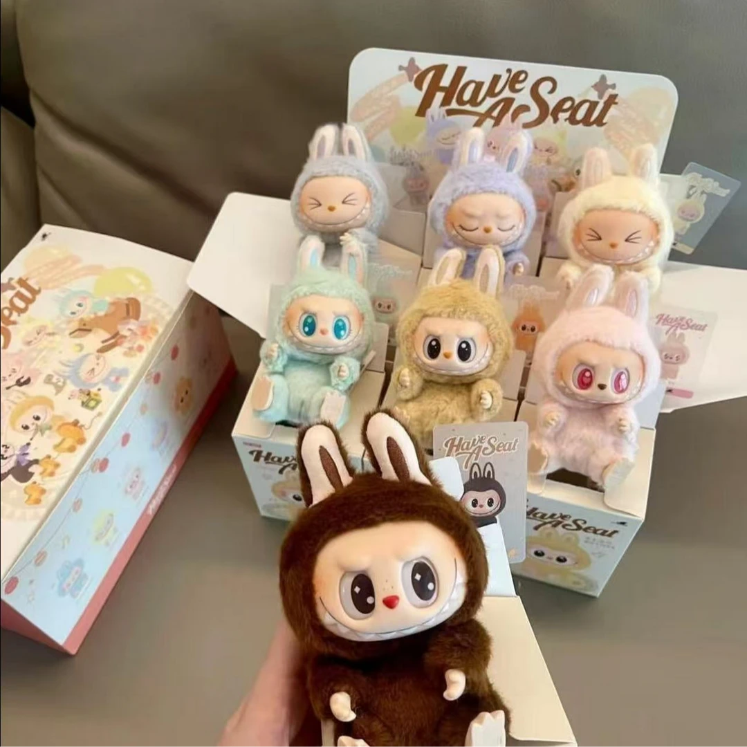 潮玩2代坐坐派对搪胶毛绒公仔二代潮玩挂件饰品