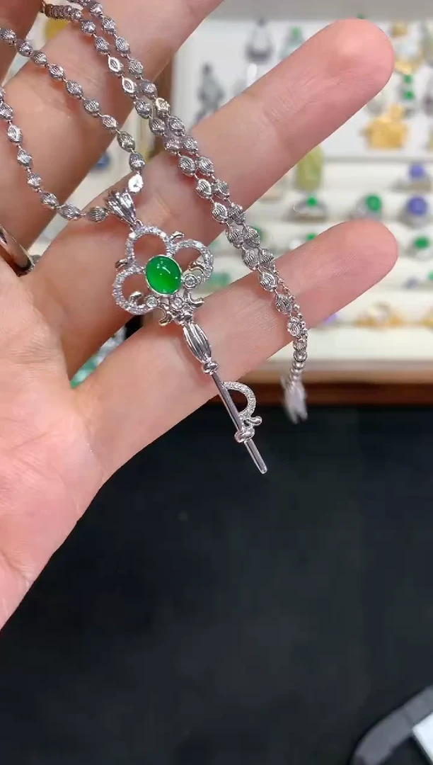 【闪购商品】翡翠吊坠(不含链)18K金镶嵌W464|6500