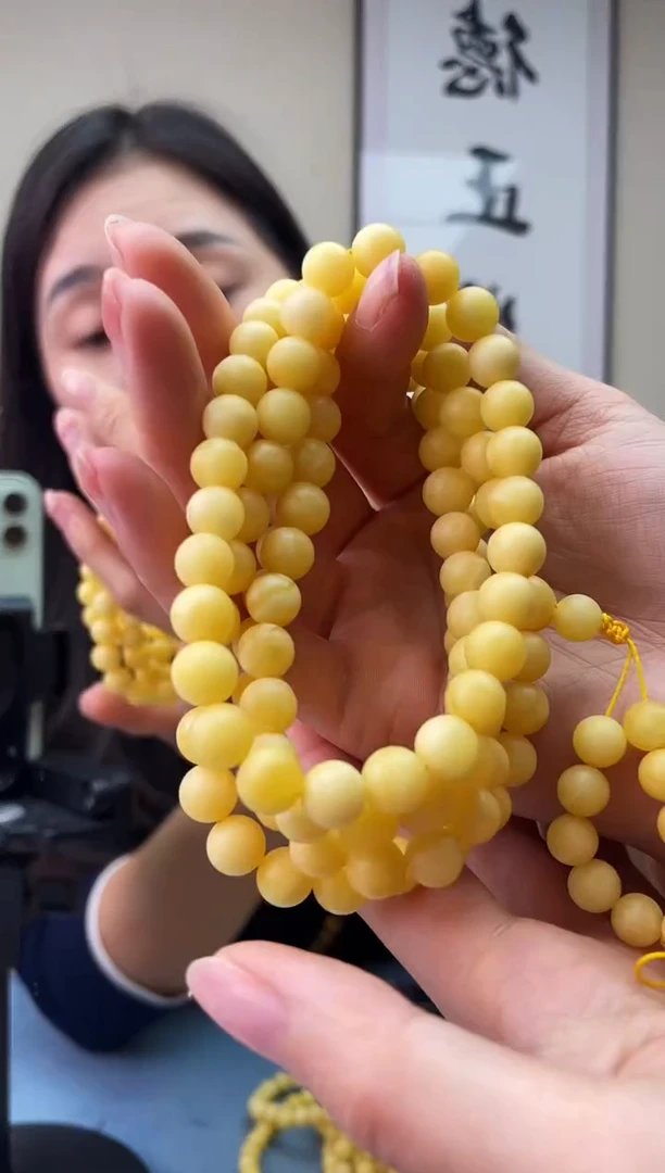 琥珀未镶嵌珠宝奇石T041 8假一罚十，多样性发一件