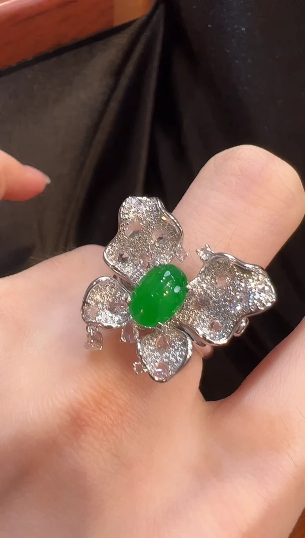 18K金镶嵌戒指翡翠L6戒指