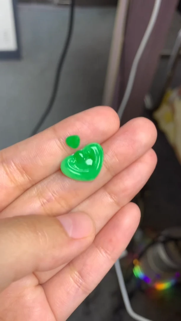 定制翡翠未镶嵌毛货