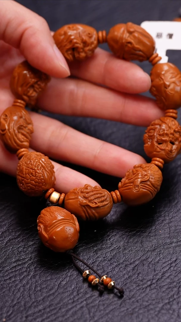 【闪购商品】橄榄核吊坠*************