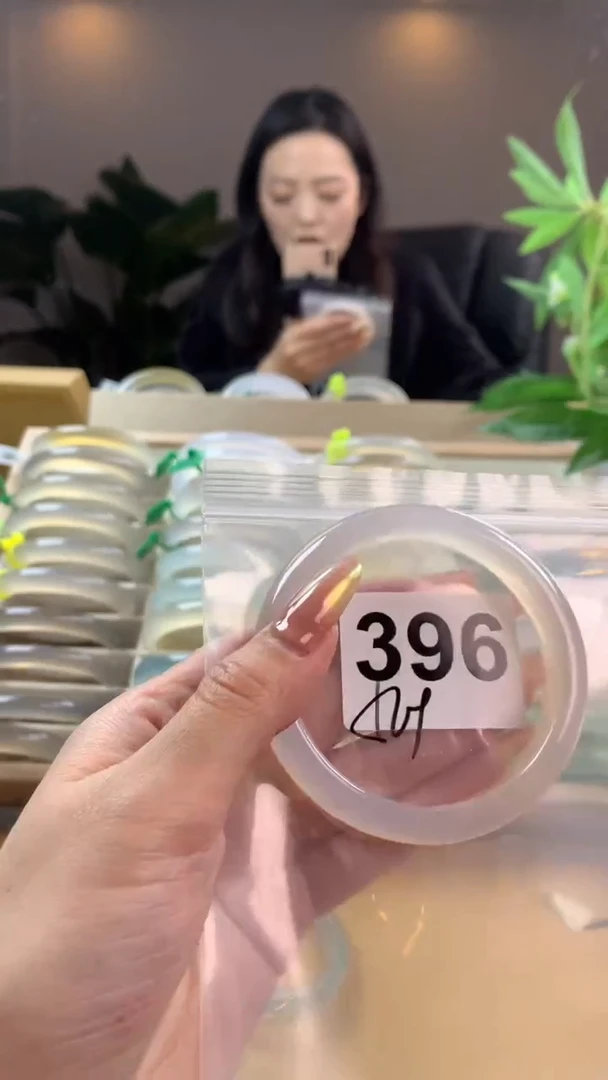 【闪购商品】玛瑙/玉髓手镯未镶嵌396