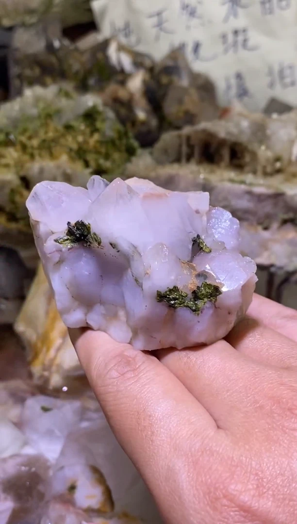 未镶嵌珠宝半成品水晶80号 160克花园绿帘水晶