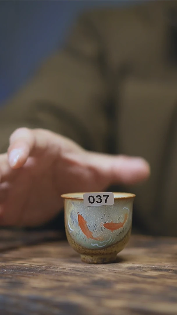 【闪购商品】037景德镇手绘小鱼单杯
