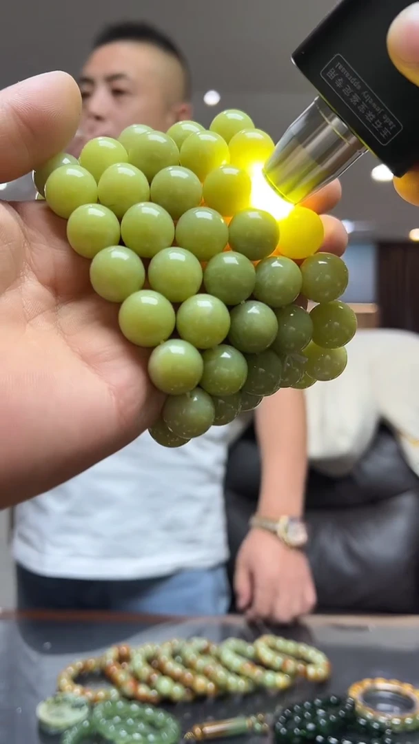 未镶嵌蛇纹石玉手串圆珠16 -多样性发货其中发一