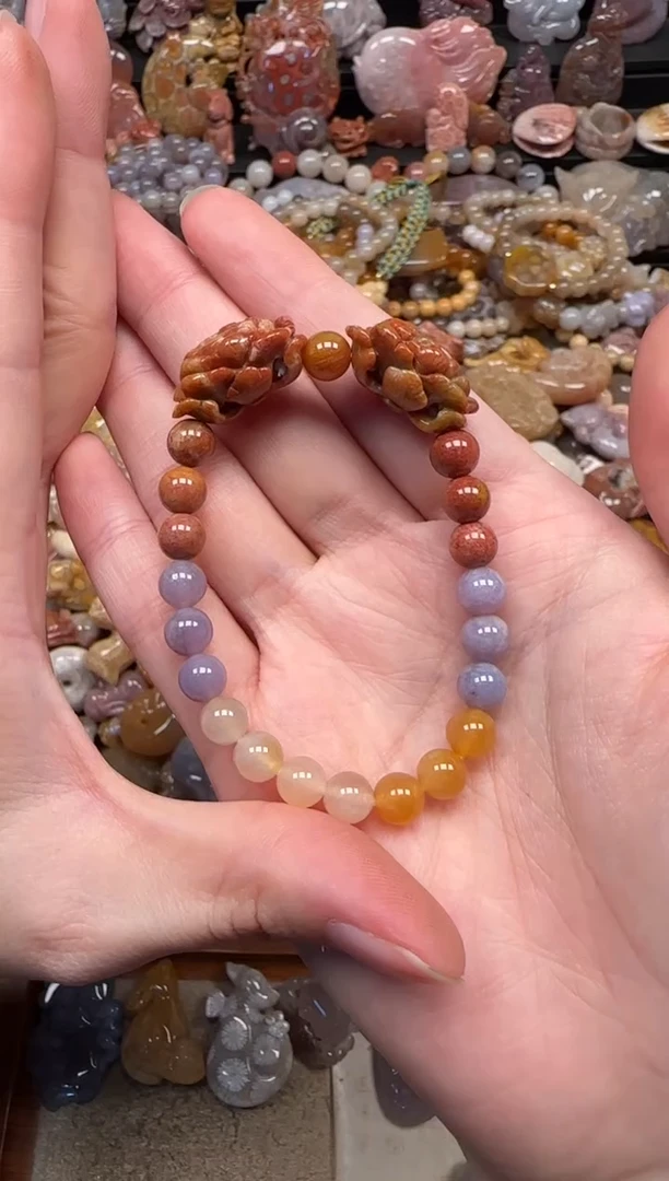 颈饰未镶嵌硅化珊瑚（珊瑚玉）564