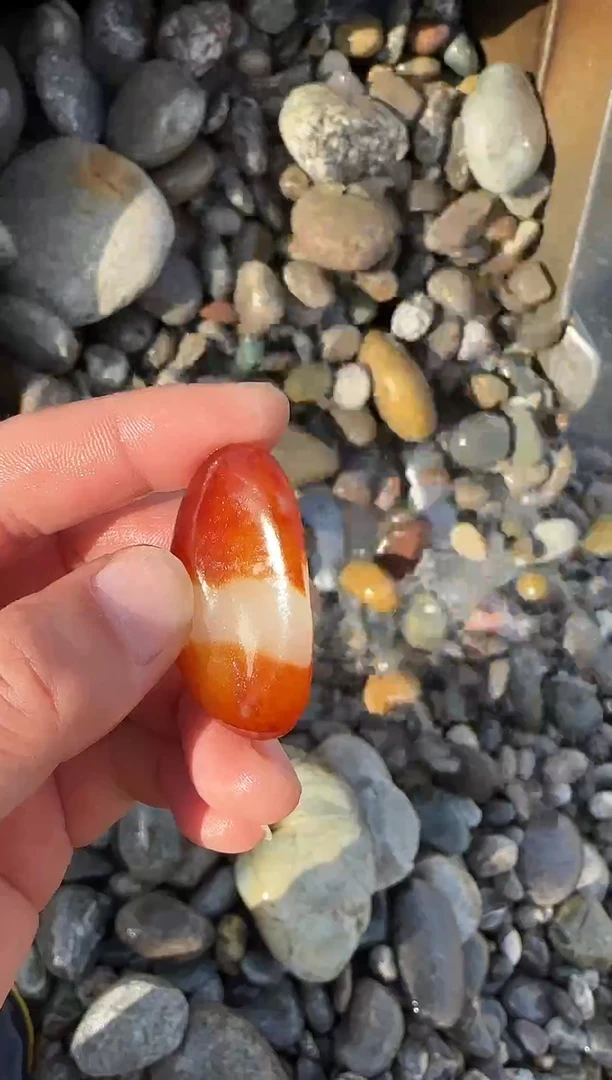 未镶嵌和田玉挂件1