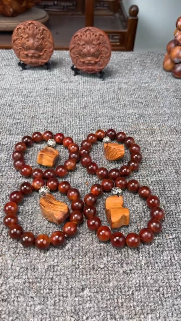 柏木（崖柏）1.5崖窝黑骨蜜结糖 秒沉水香味浓郁