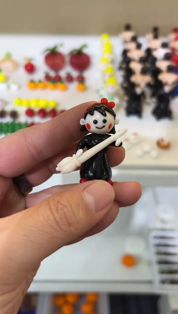 手工艺品琉璃魔女琪琪