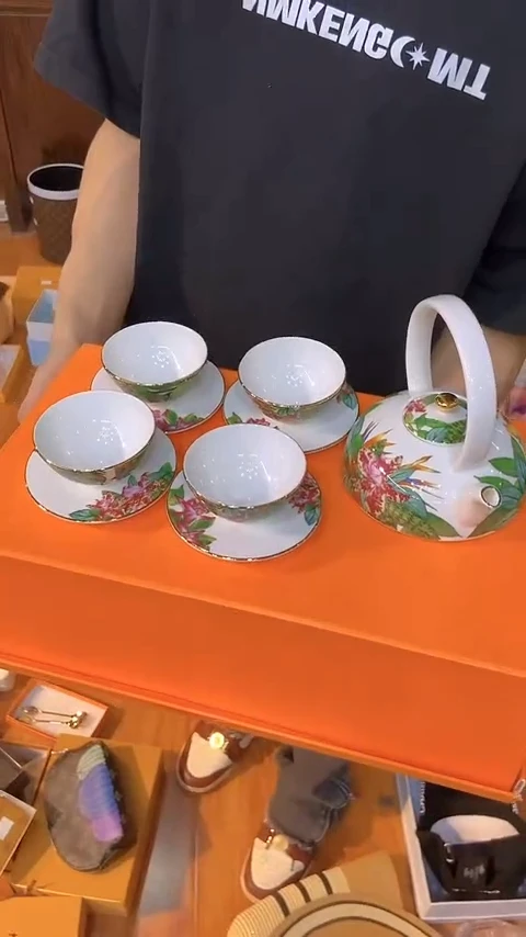 杯鸿辉家品牌瓷器，京东包邮！