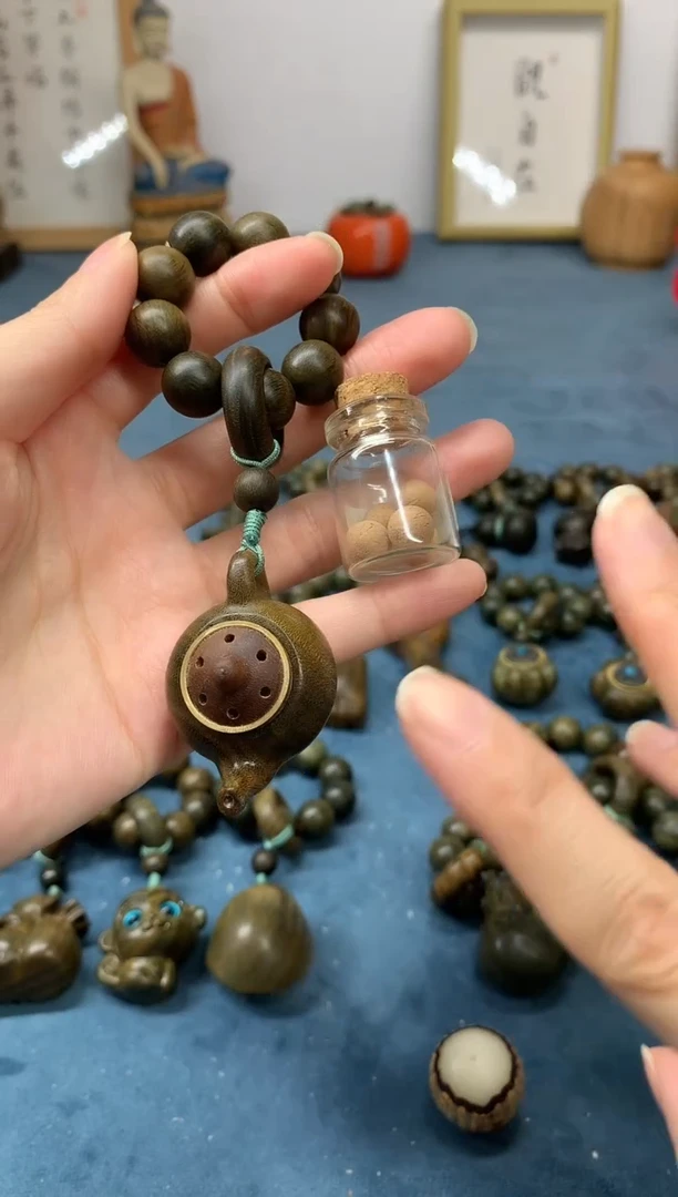 【闪购商品】维腊木（绿檀）把件把把壶香囊 送1瓶香丸