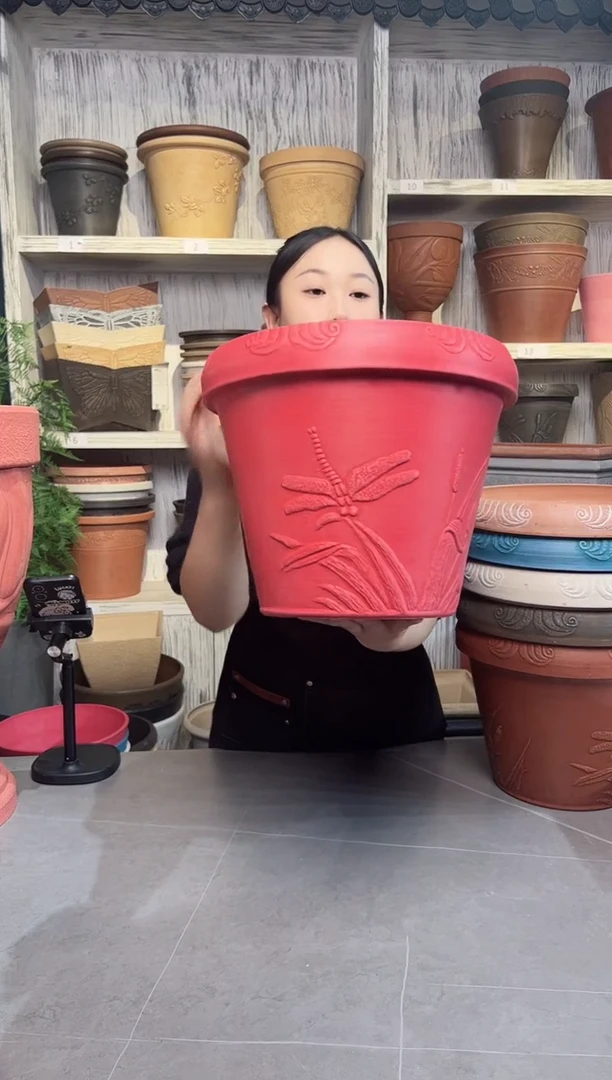 33*26红色浮雕纹理强体花盆