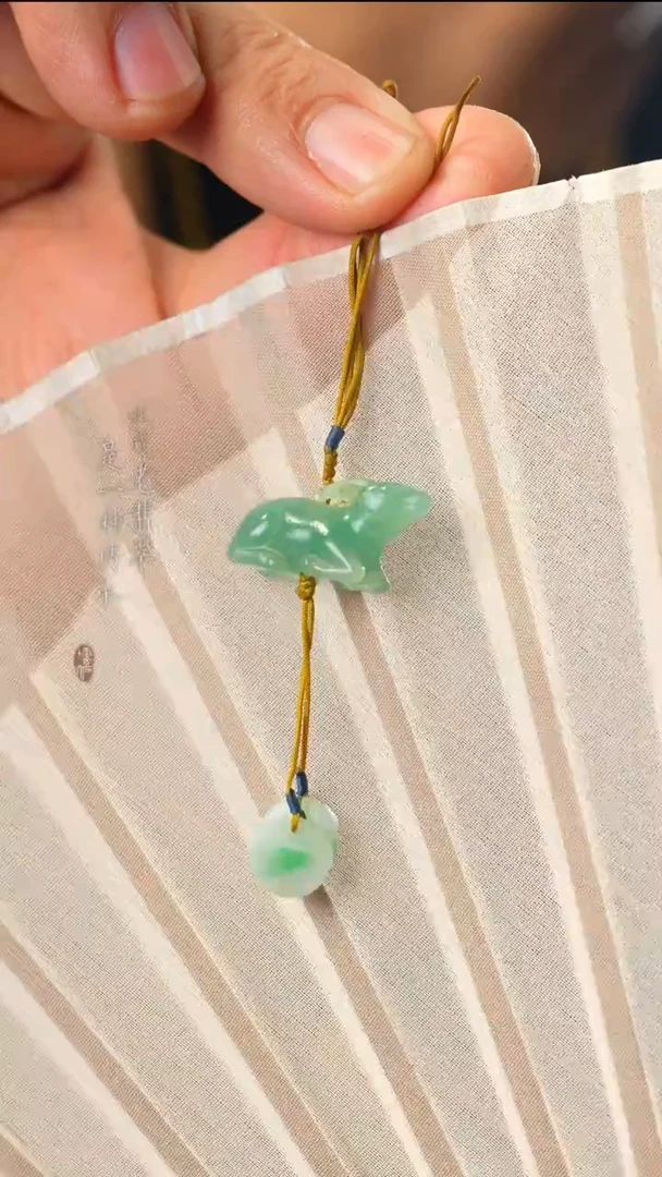 吊坠(不含链)未镶嵌翡翠翡翠小鹿吊坠