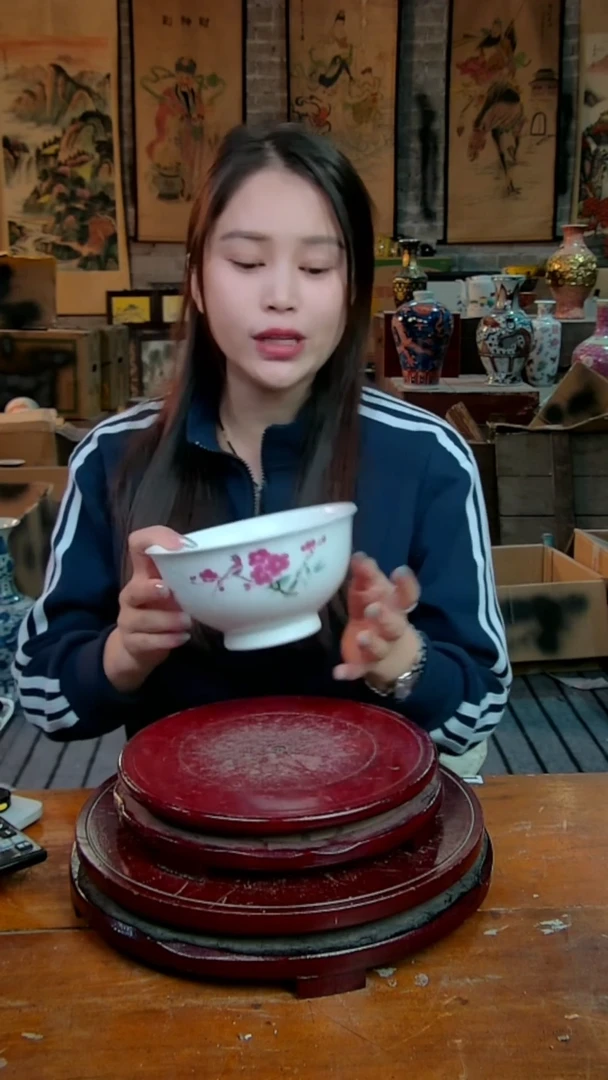 摆件景德镇陶瓷摆件翠竹红梅大面碗