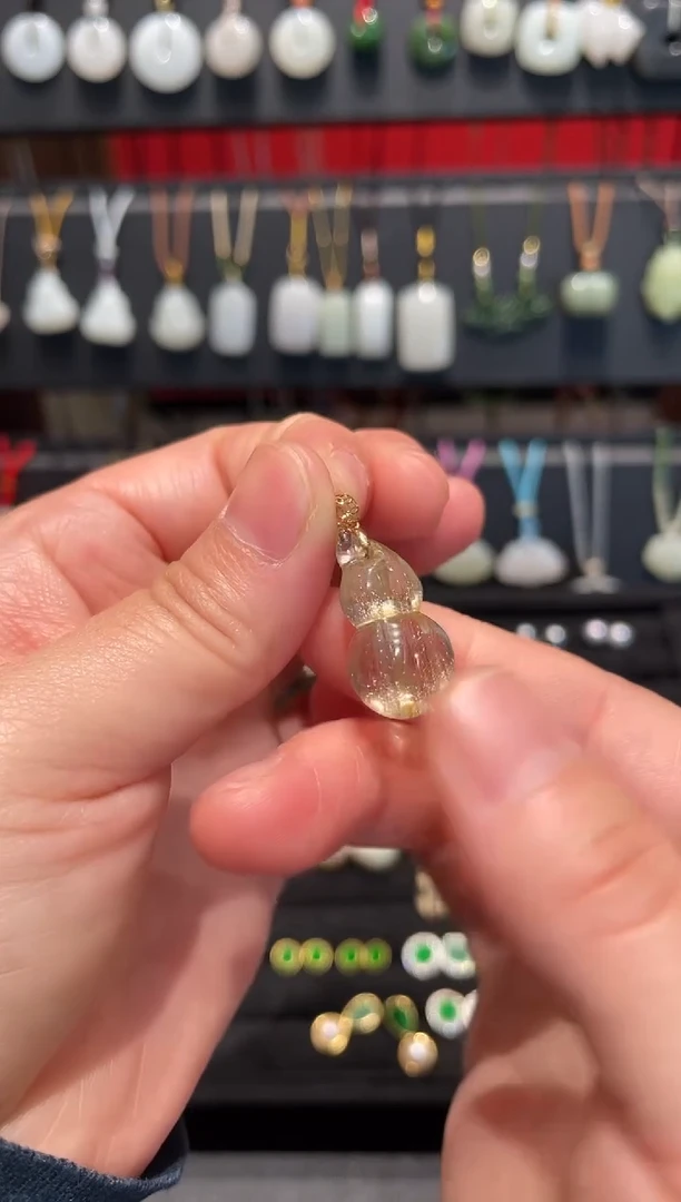 颈饰18K金镶嵌水晶葫芦发晶