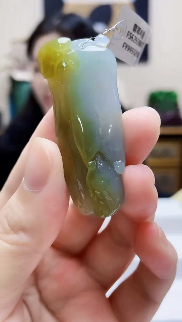 未镶嵌定制翡翠吊坠65