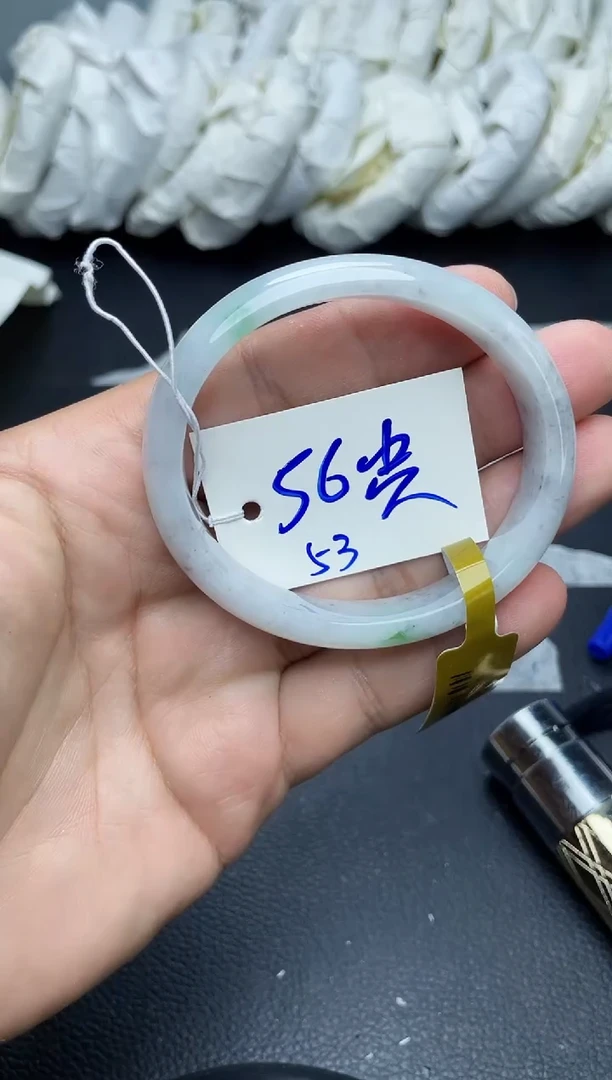 翡翠手镯未镶嵌53