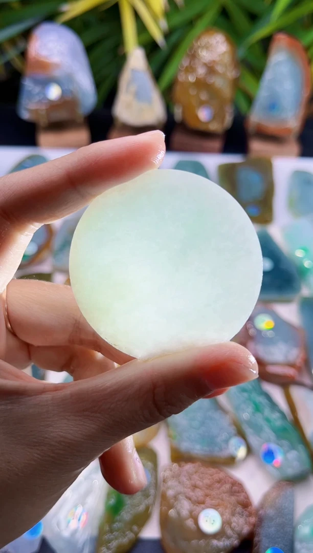 未镶嵌定制翡翠翡翠