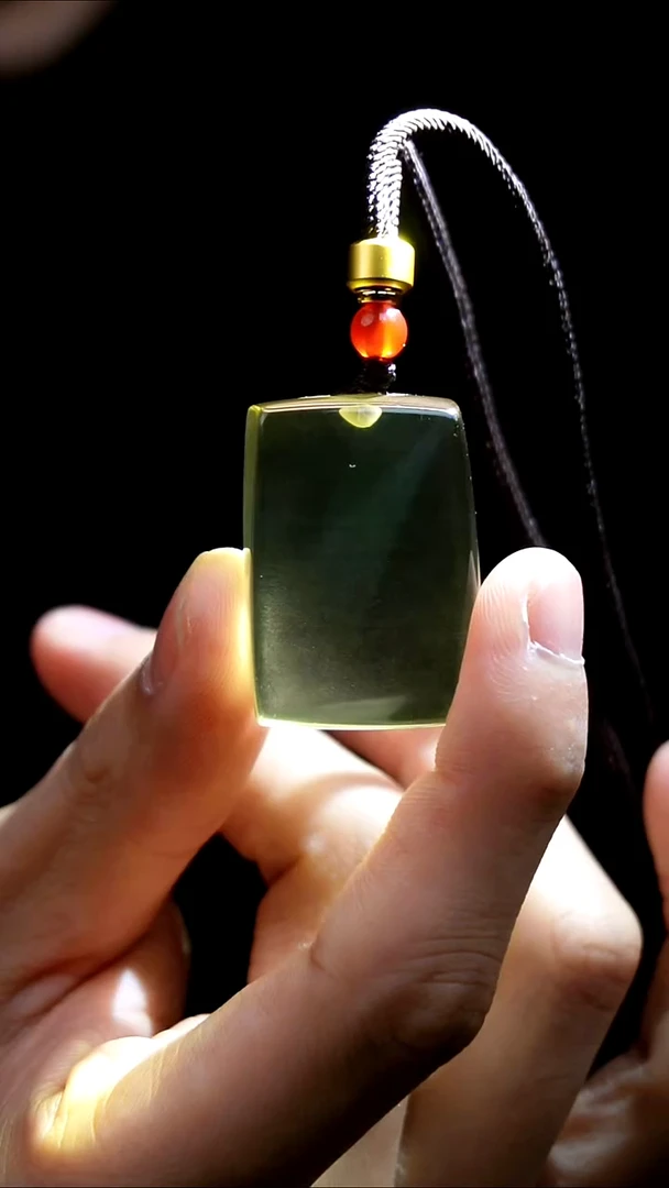 吊坠(赠链)未镶嵌水晶水晶