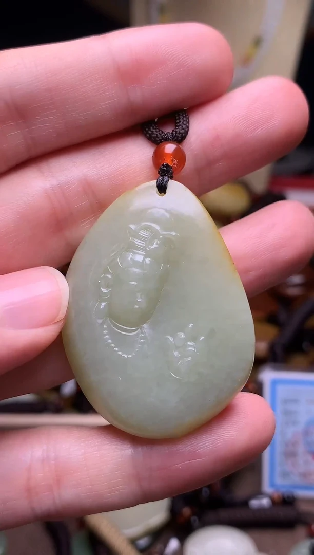 颈饰未镶嵌和田玉新疆料青海料清水和田玉吊坠