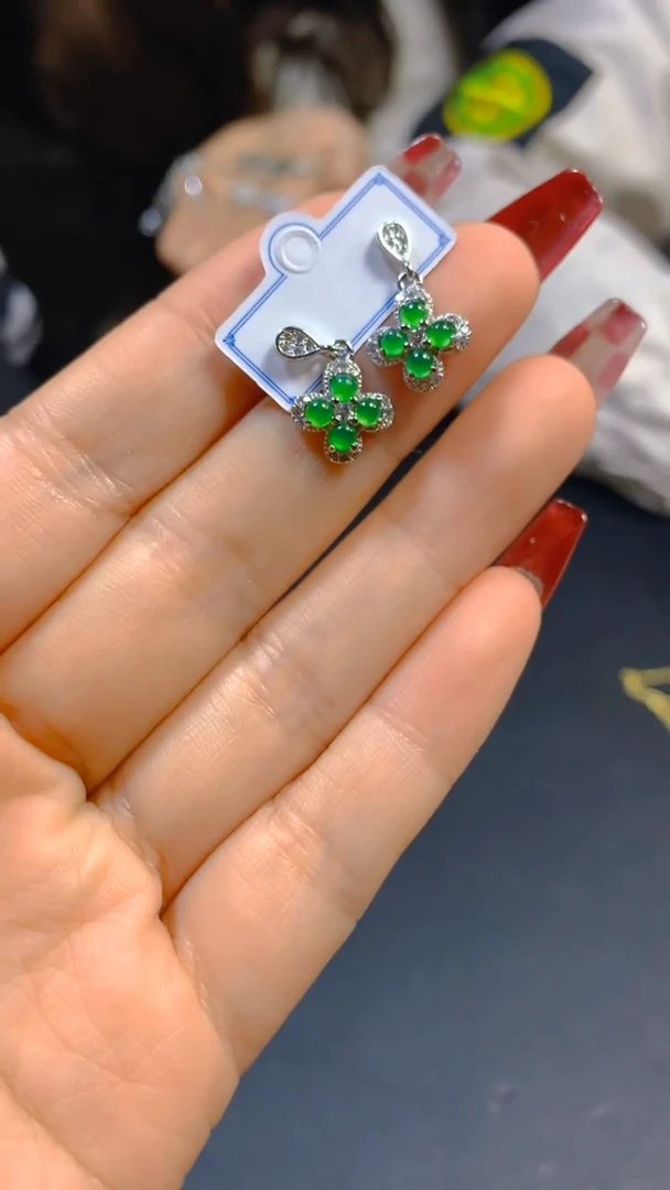 【闪购商品】翡翠耳饰未镶嵌0682698971多样性发一