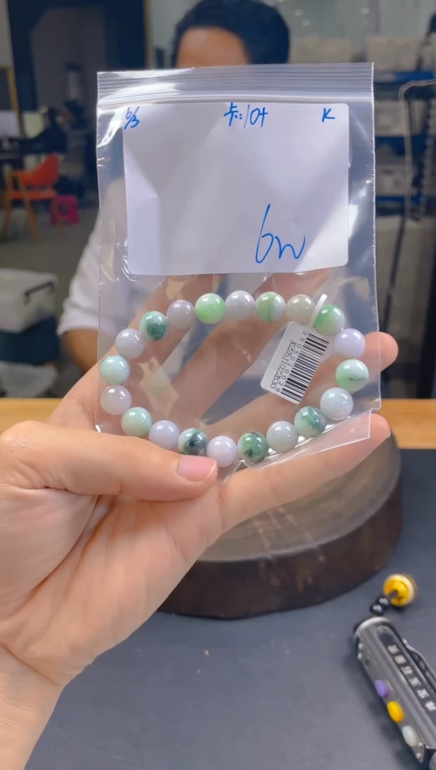 定制翡翠未镶嵌珠串