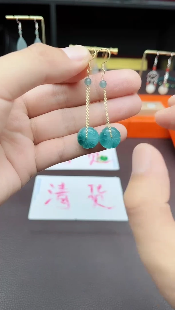 石英质玉（非洲翠）银S925镶嵌耳饰105000