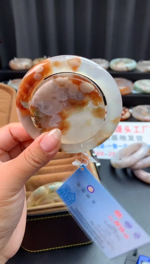 未镶嵌手镯石英质玉（58圈口）赠送镯心