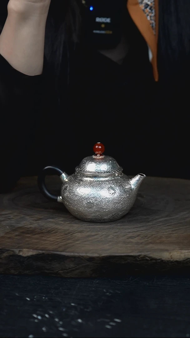 手工柳纹容天银壶999