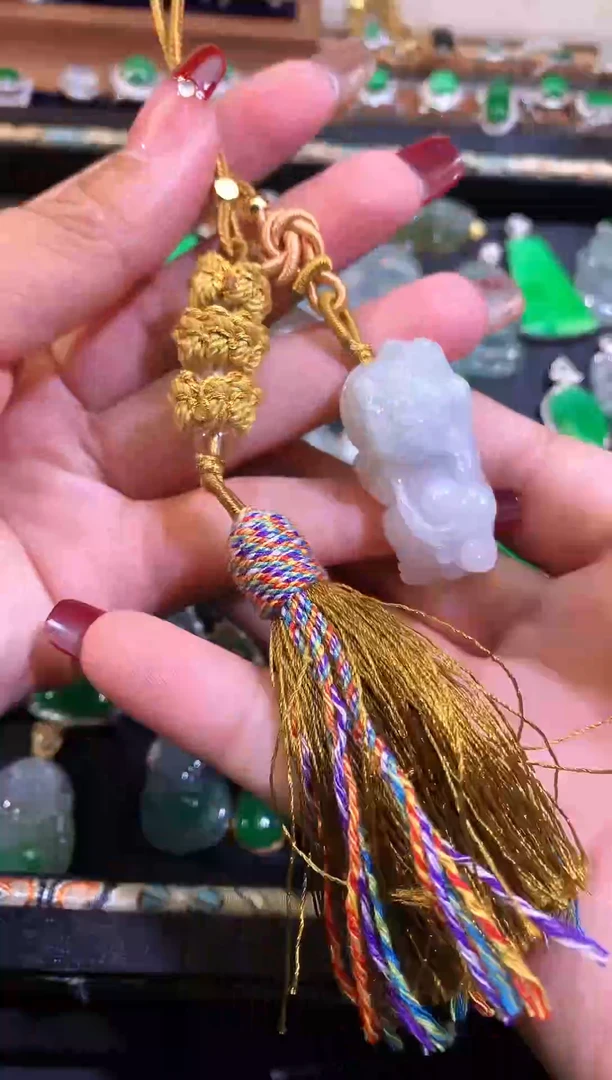 【闪购商品】翡翠挂件未镶嵌缅甸天然A货翡翠