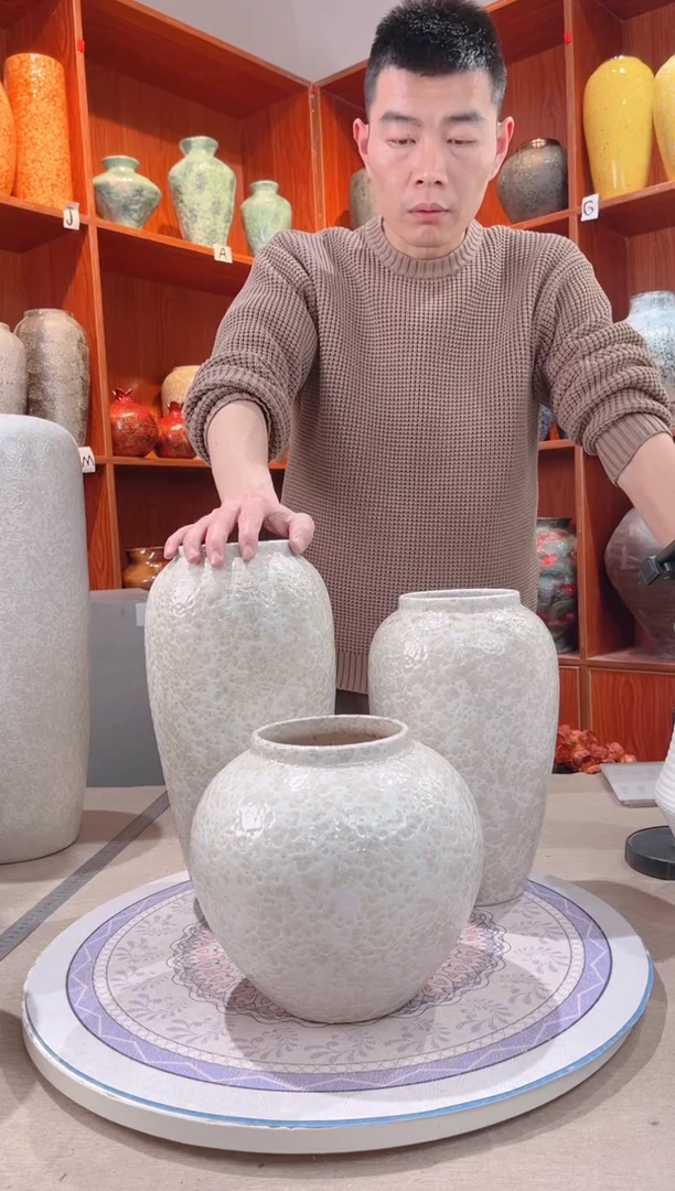 【闪购商品】瓶精品陶瓷花瓶 无花 茶白 三件套