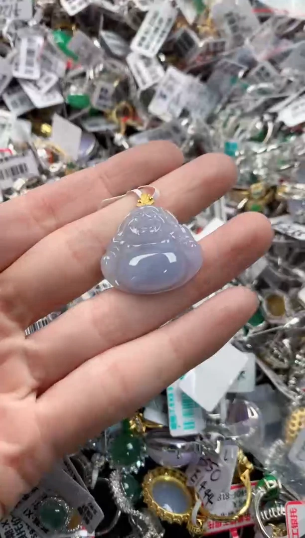 18K金镶嵌戒指翡翠666   1