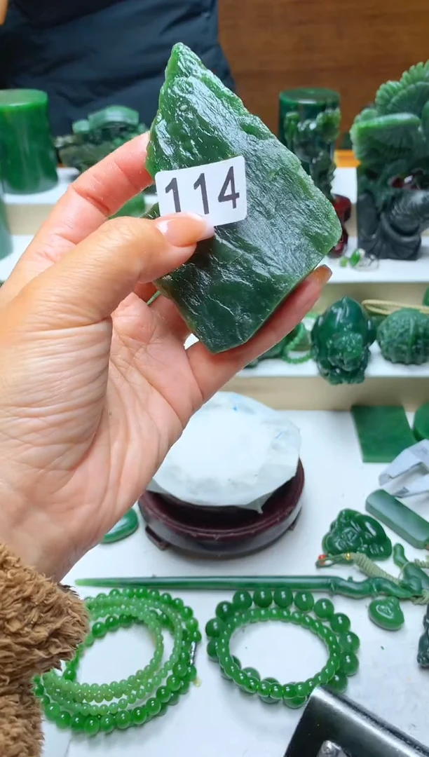 未镶嵌和田玉珠宝半成品1