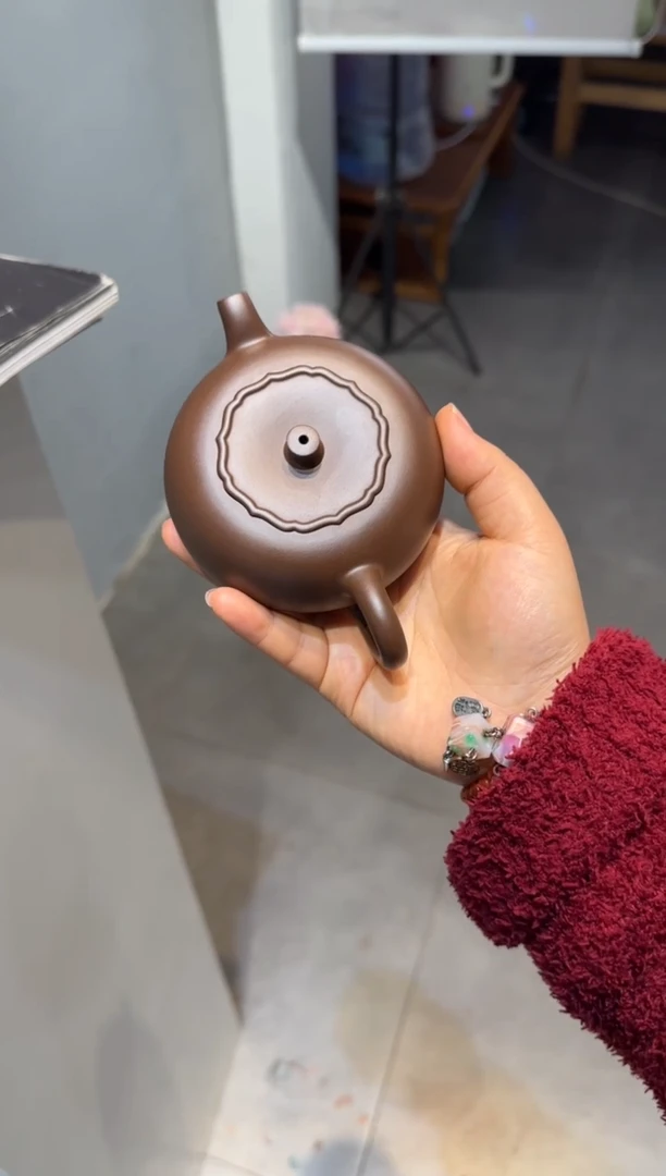 茶壶紫砂我****?柿柿如意