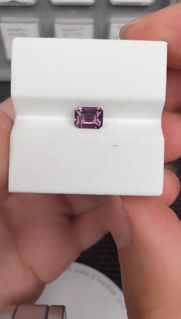 裸石未镶嵌尖晶石0.78ct-A1208