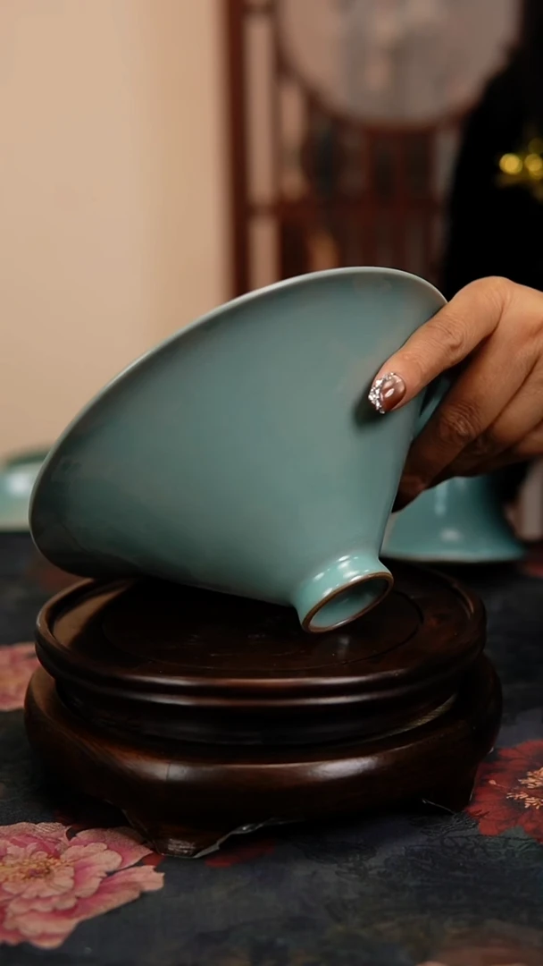 瓷片原产地原矿釉汝瓷