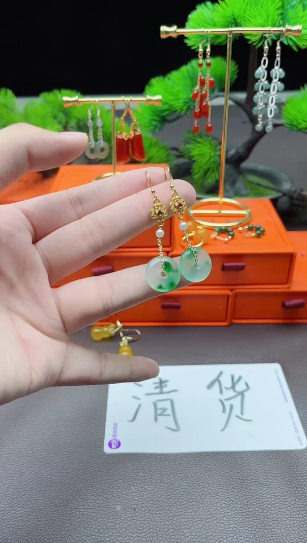 石英质玉（非洲翠）银S925镶嵌耳饰306000