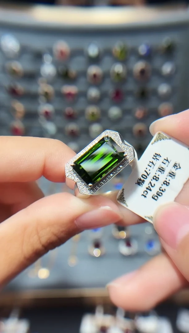 18K金镶嵌戒指碧玺8.24.