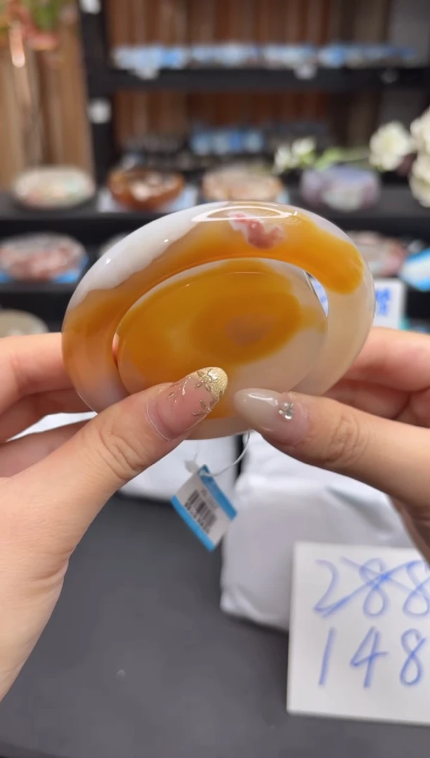 未镶嵌手镯石英质玉A12(56圈赠送镯心)