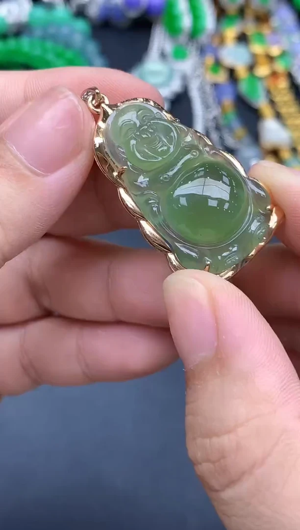 颈饰18K金镶嵌翡翠127-春日珠宝