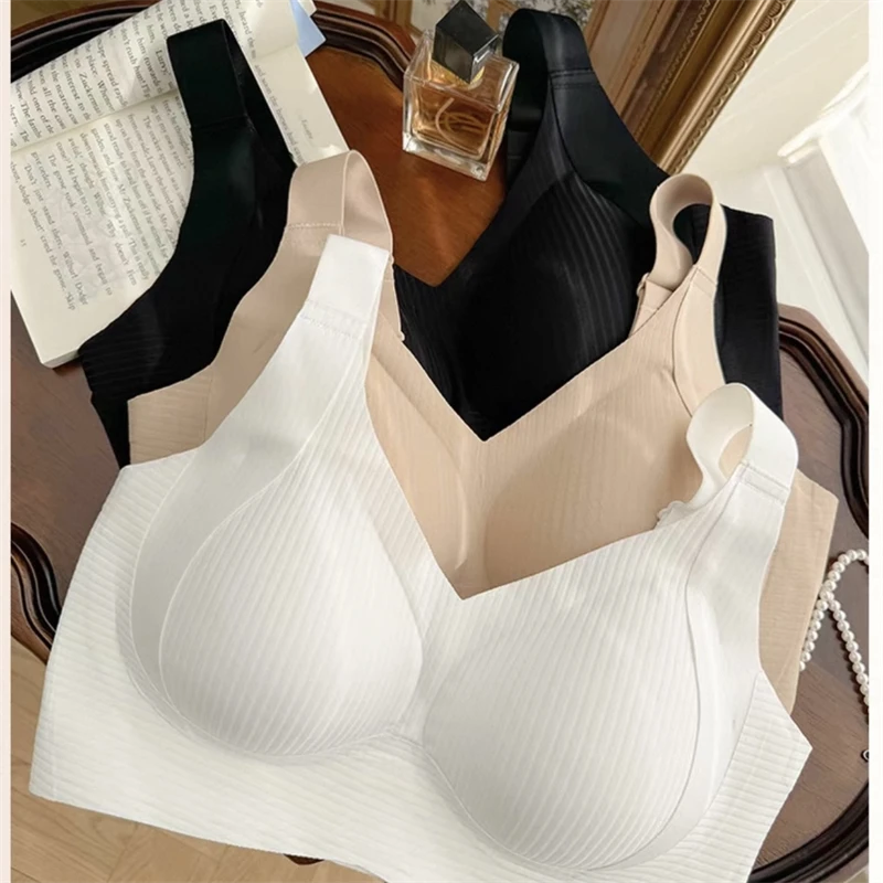 粉底液肤色内衣女隐形无痕防下垂薄款全包裹双提拉舒适大码显小女