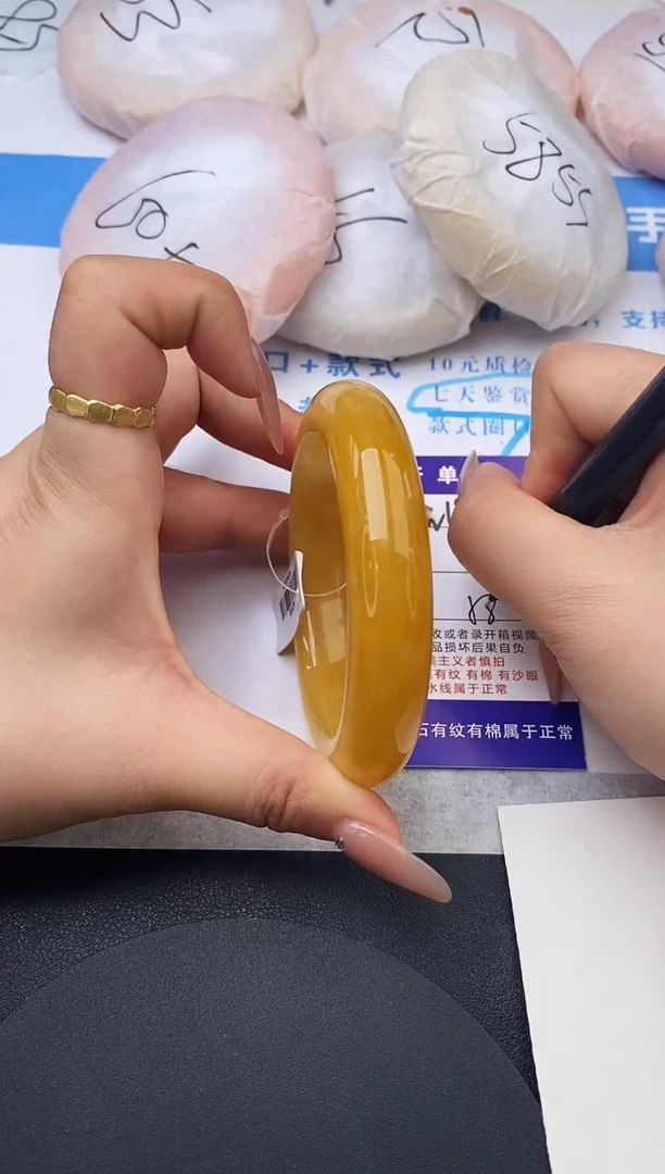 未镶嵌手镯石英质玉w162-HB58+